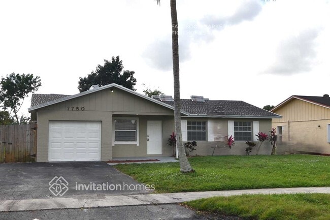 Building Photo - 7750 NW 45th Ct