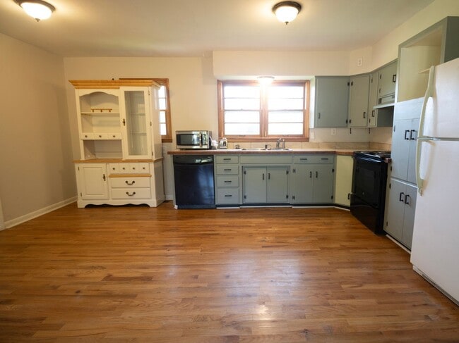 Building Photo - 2501 Brookside Ct