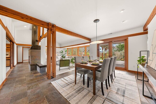 Building Photo - CLICK "REQUEST A TOUR" NOW!