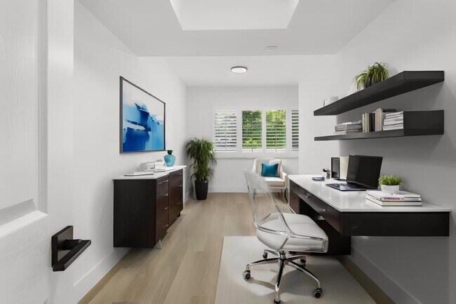 Foto del edificio - 4454 Coldwater Canyon Ave
