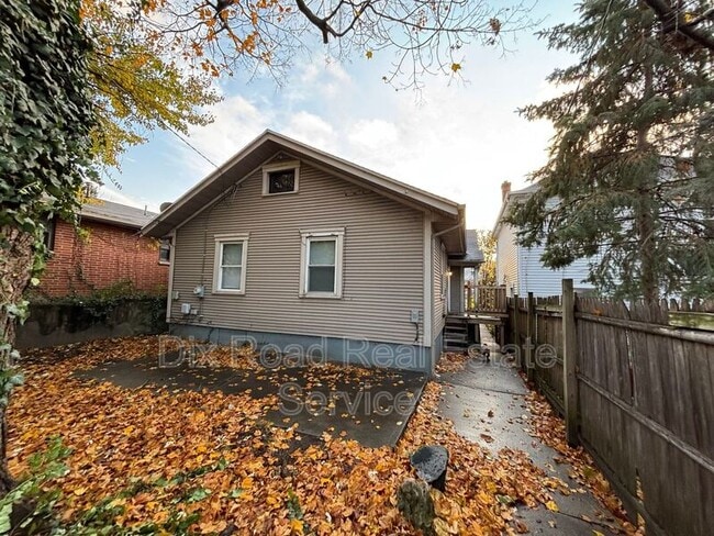 Foto del edificio - 916 Linden Ave