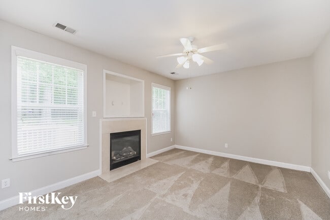 Building Photo - 9440 Greenbank Ct