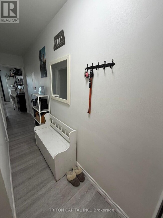 Photo du bâtiment - 114 SEVENTH STREET