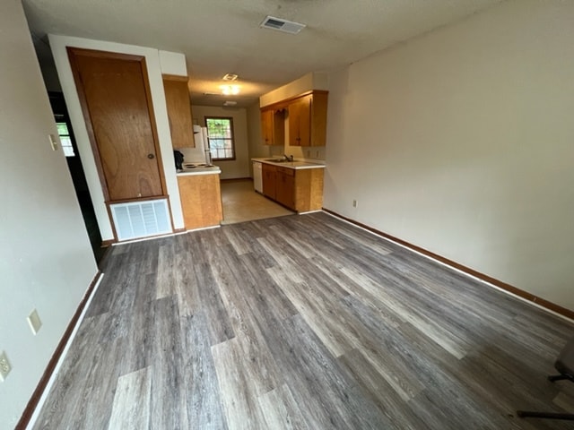 Building Photo - 1814 W California Ave