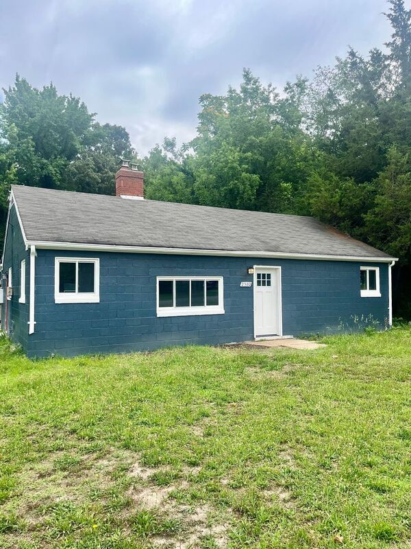 Primary Photo - 2502 Inman Ave