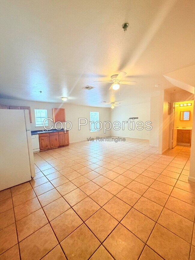 Foto del edificio - 6701 Brothers Ln