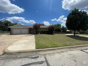 Building Photo - 6100 Melinda Dr