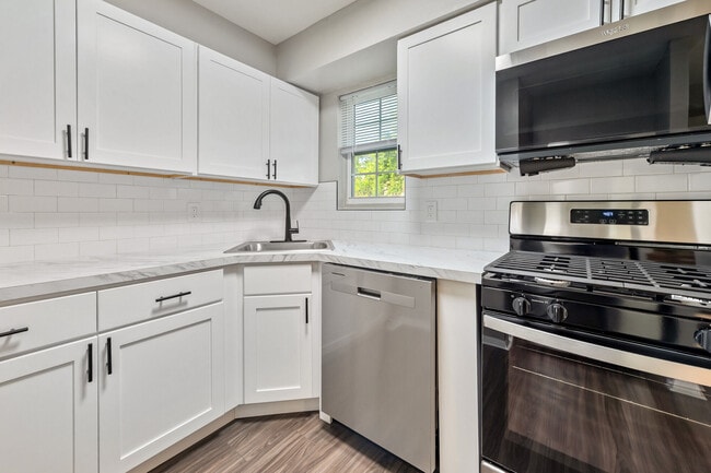 Foto del edificio - Fox Pointe