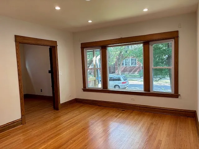 Building Photo - 4508 N Christiana Ave
