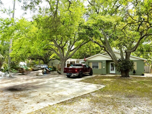 Foto del edificio - 8184 24th Ave N