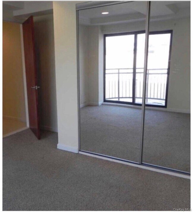 Foto del edificio - 4 Chelsea Pl