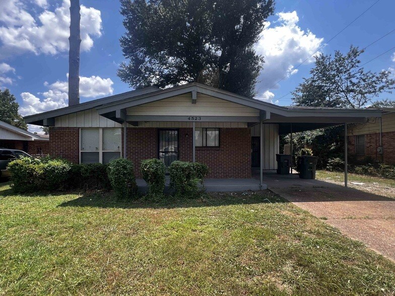 Foto principal - 4523 Lawrence Rd