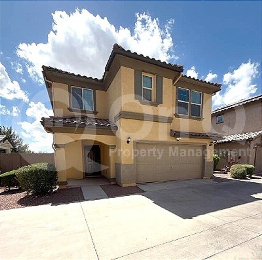 Foto principal - 2964 S Washington St