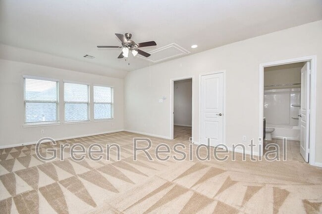 Building Photo - 30217 Live Oak Way