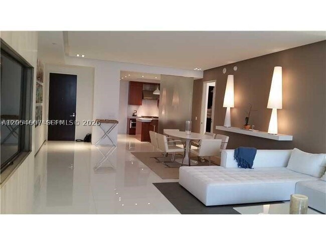 Building Photo - 9701 Collins Ave