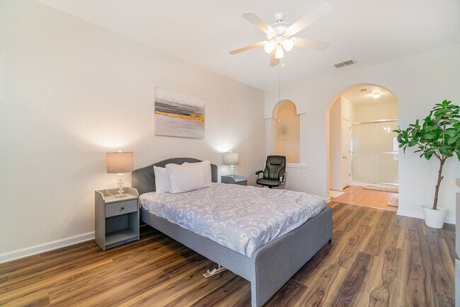 Foto del edificio - 14200 Avalon Rd