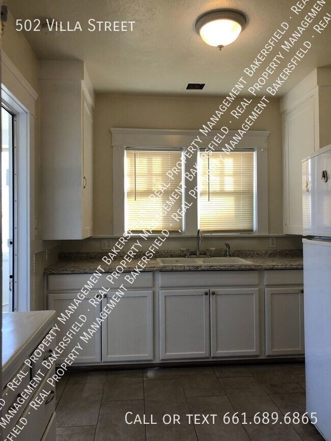 Building Photo - 502 Villa Street - Zero Deposit, Ask Us How!