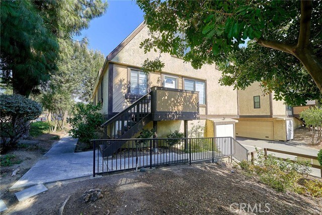 Primary Photo - 11300 Foothill Blvd