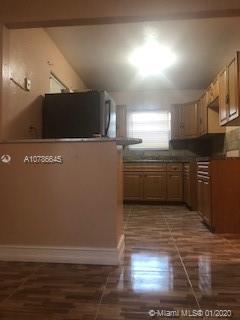 Foto del edificio - 1010 NW 128th St