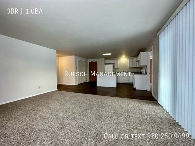 Building Photo - Beautiful 3 Bedroom 1 Bath Upper Level Apa...