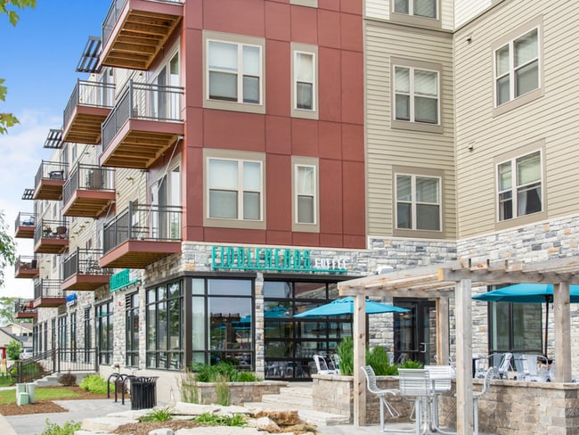 1505 Exterior - 1505 Apartments + Townhomes