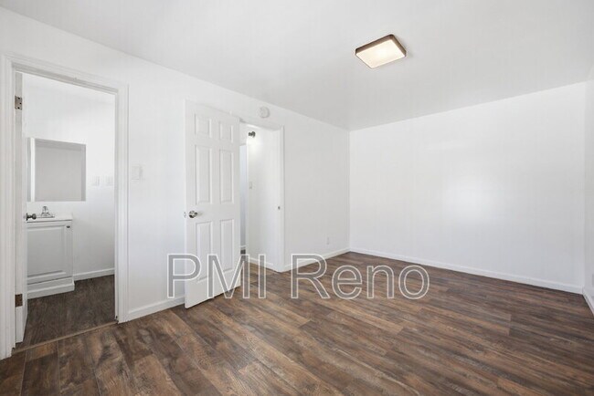 Building Photo - 1515 N Carson St
