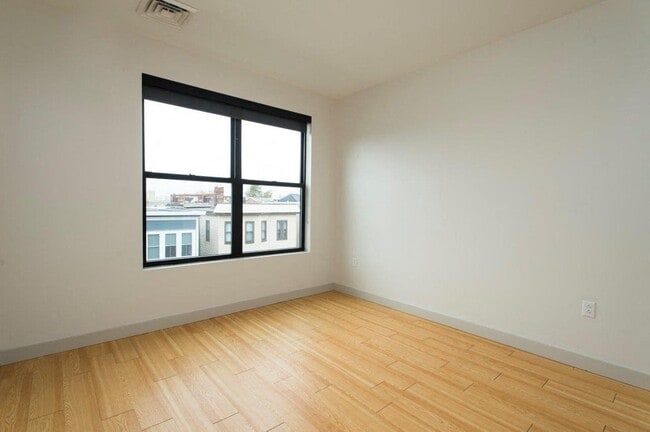 Interior Photo - West Square Apartments