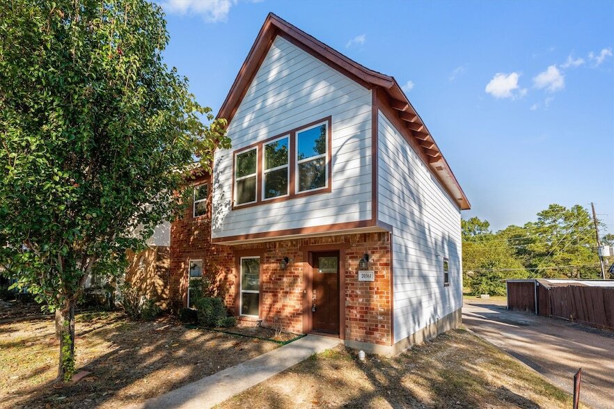 Foto principal - 20361 Fieldtree Dr