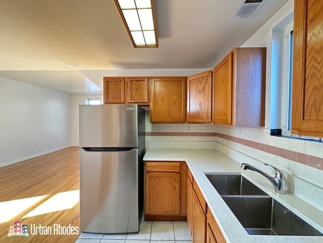 Foto del edificio - 1401 N Bosworth Ave