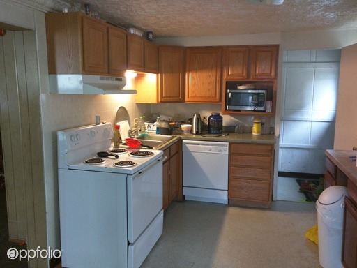 Building Photo - 1107 La Crosse St
