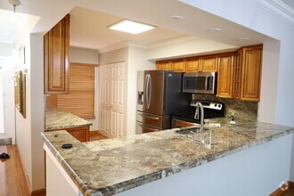 Building Photo - 14623 Bonaire Blvd