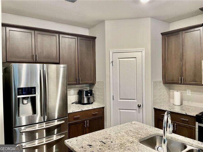 Building Photo - 273 Grayson Trl