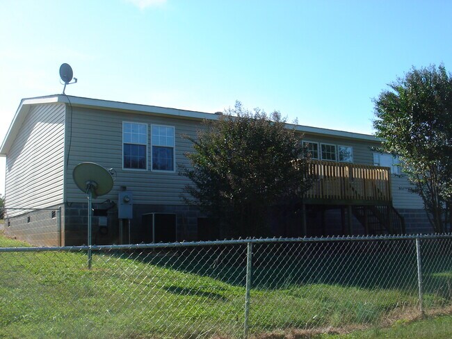 Foto del edificio - 261 New Bedford Church Rd