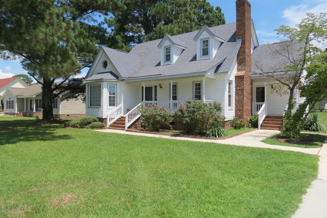Primary Photo - 4901 Eastern Pines Rd