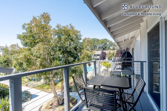 Foto del edificio - 707 Bounty Dr