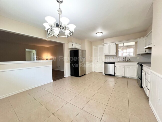 Foto del edificio - 4225 NW 51st St