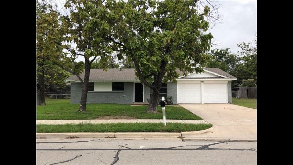 Photo - 6005 Whitley Rd (Watauga, TX)