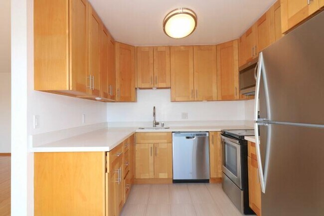 Building Photo - 1 bedroom in San Francisco CA 94118