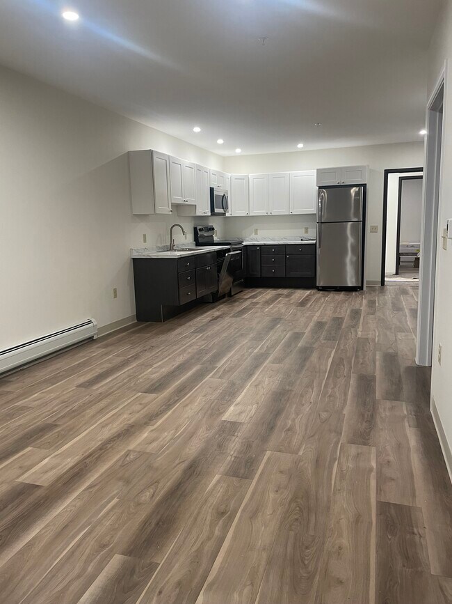 65 Northgate Plz, Morristown, VT 05661 Apartments in Morristown, VT