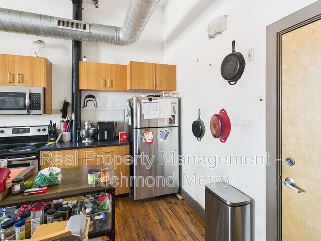 Foto del edificio - 1322 W Broad St