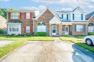 Building Photo - 502 S LAKE Cir