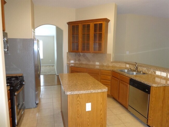 Foto del edificio - 21415 Branchport Dr