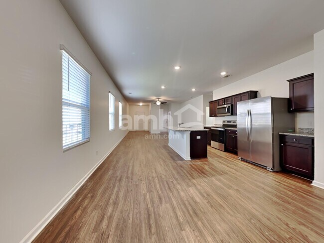 Foto del edificio - 218 Orion Way