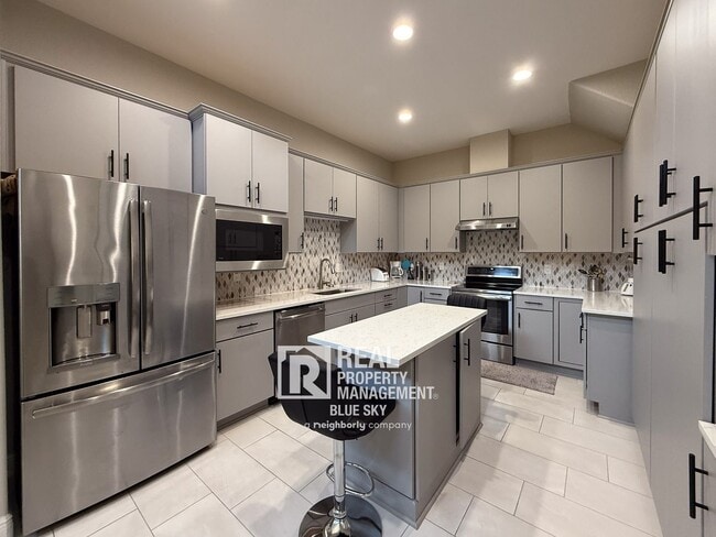 Building Photo - 30025 Ganga Way