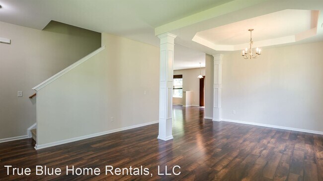 Building Photo - 4 br, 2.5 bath House - 448 Delmont Drive