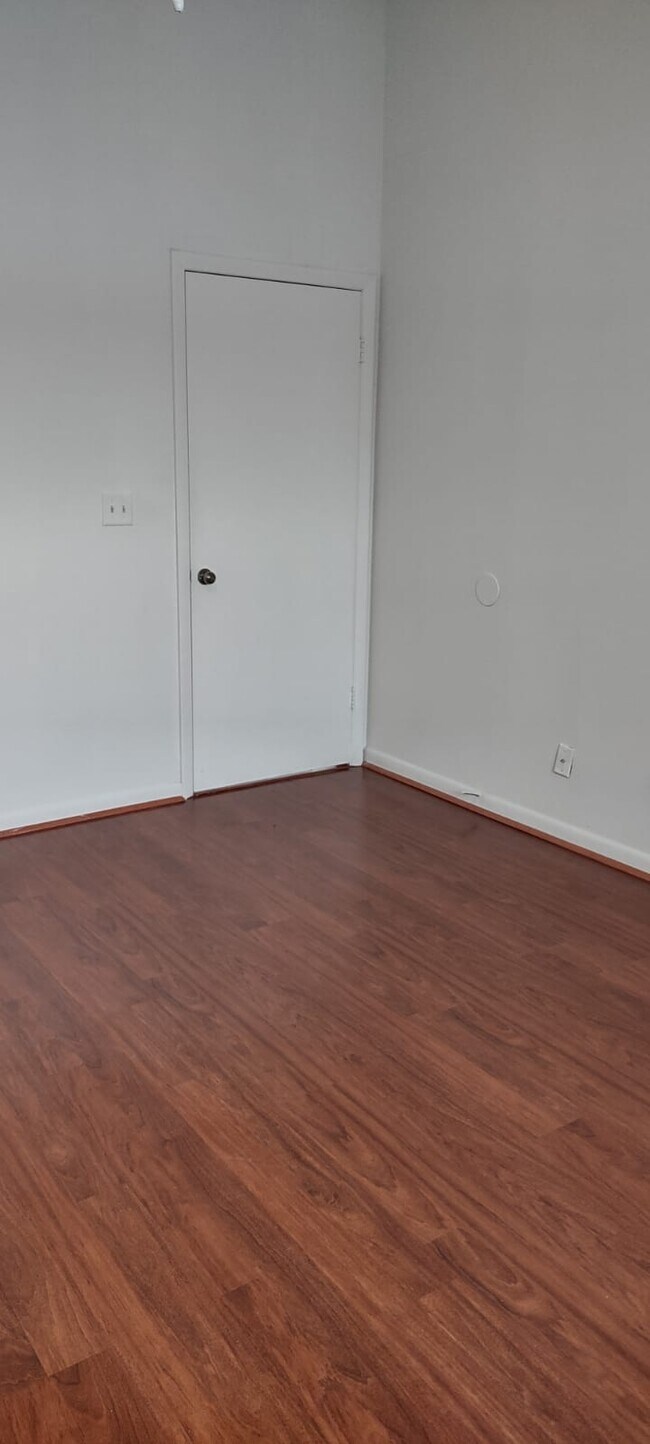 Foto del edificio - 3437 NW 44th St