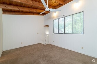Building Photo - 1347 Rumba Ln