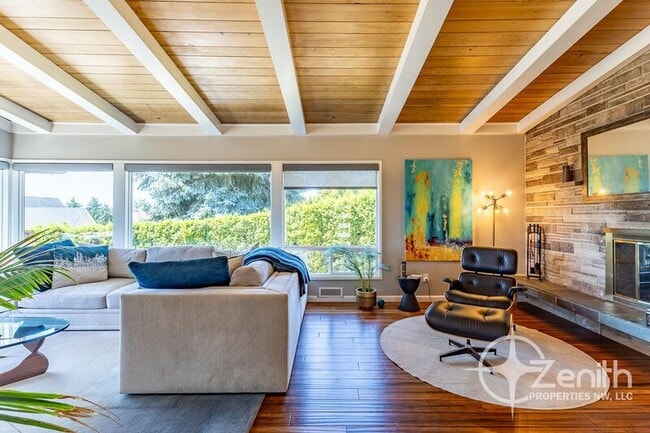 Foto del edificio - 8013 SE Maple Ave
