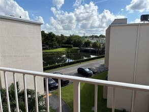 Building Photo - 7725 SW 86th St