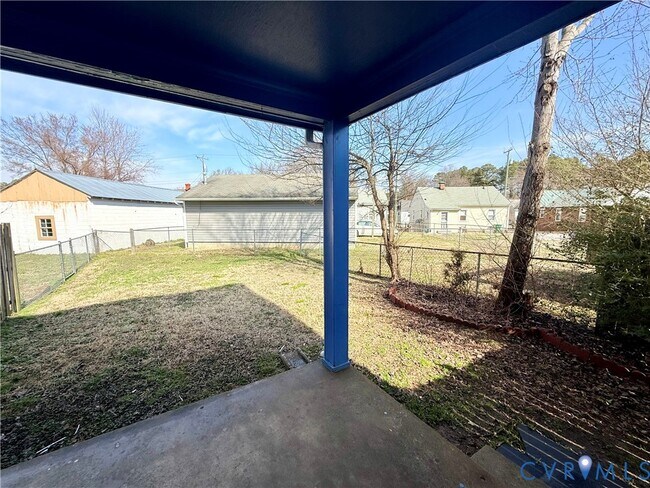 Building Photo - 406 Bradsher Ave